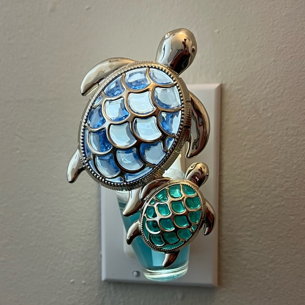 Bath & Body Works Sea Turtle Wallflower